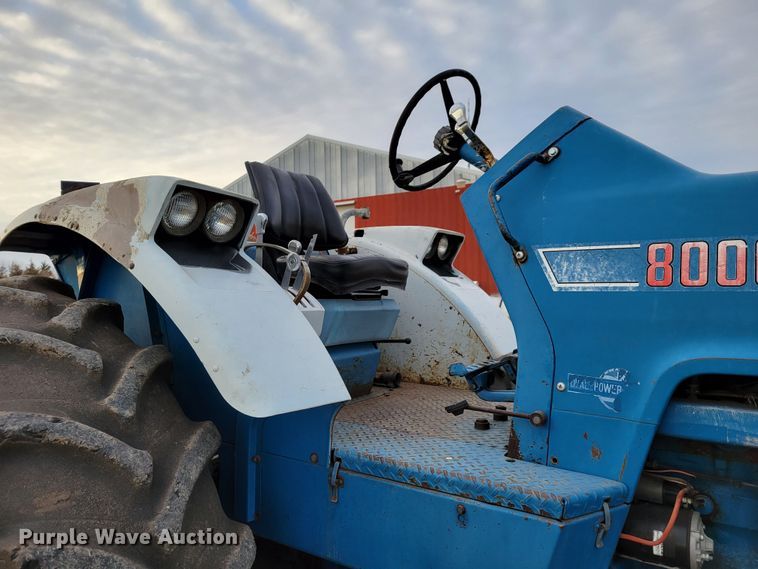 image for item MC9596 1972 Ford 8000  tractor
