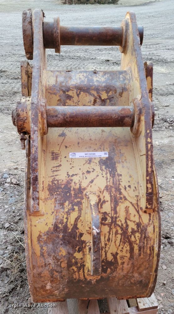 image for item MC9598 CF  excavator bucket