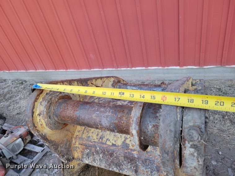 image for item MC9598 CF  excavator bucket