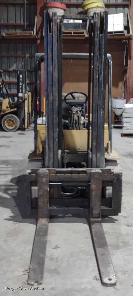 image for item MD9309 Caterpillar VC60D  forklift