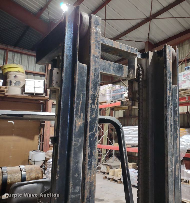 image for item MD9309 Caterpillar VC60D  forklift