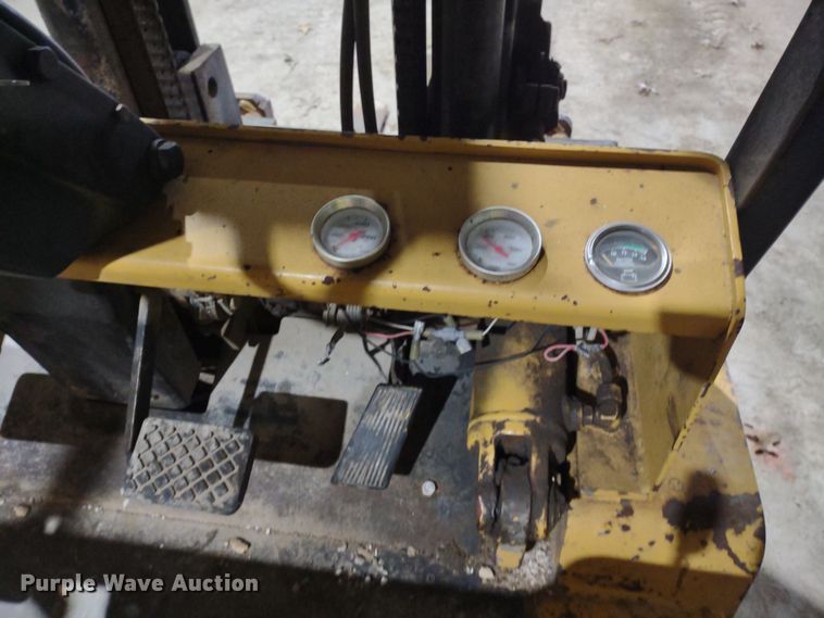 image for item MD9309 Caterpillar VC60D  forklift