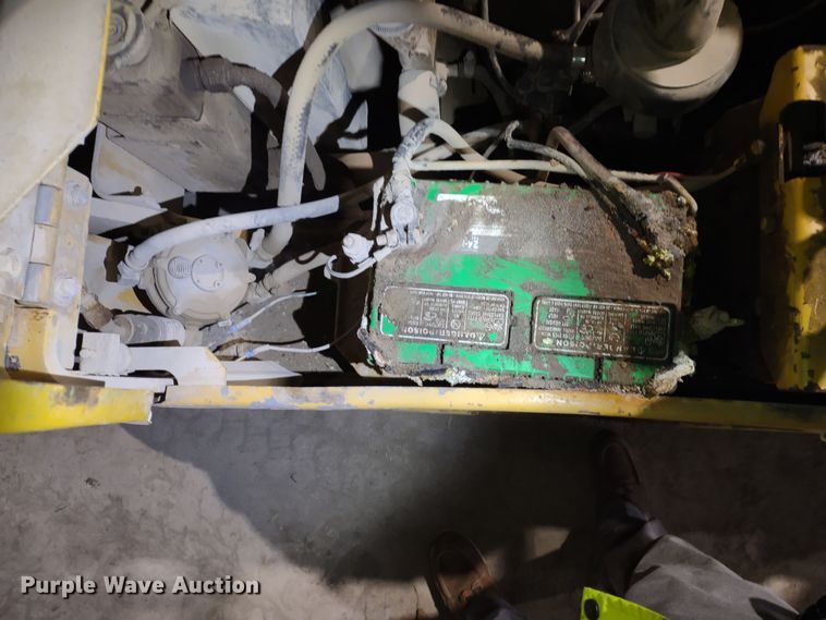 image for item MD9309 Caterpillar VC60D  forklift