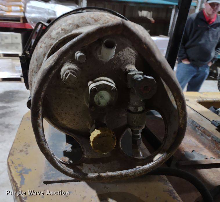 image for item MD9309 Caterpillar VC60D  forklift