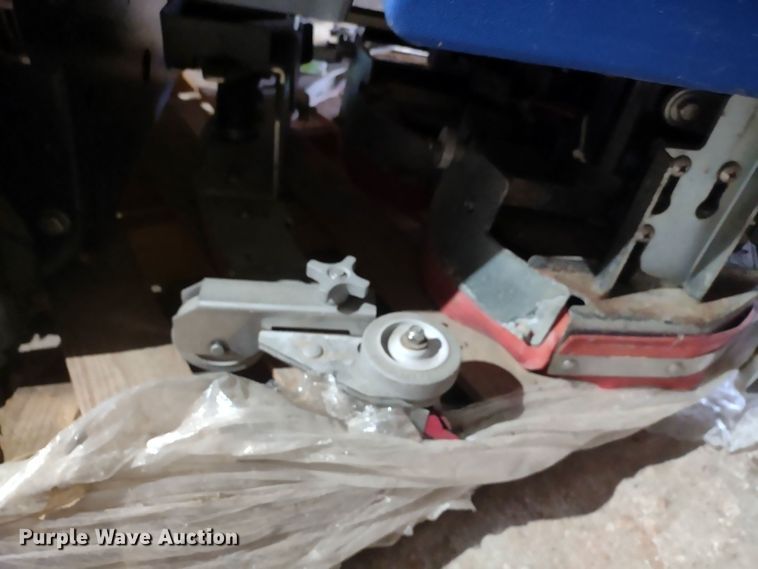 image for item MD9310 Windsor Chariot CSX24  floor scrubber