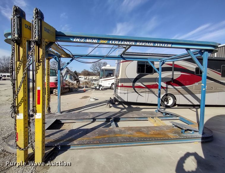 Duz Mor 360 frame straightening machine in Clinton, MO Item MD9397