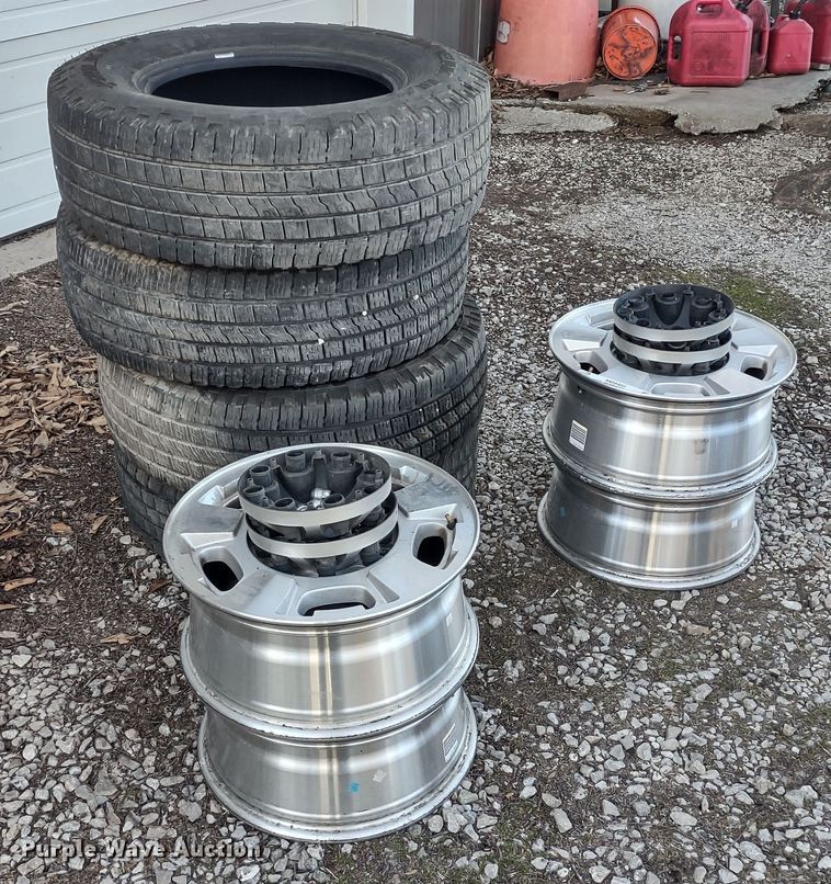 image for item MD9402 (4) Falken Wildpeak 265/70R17 tires and wheels