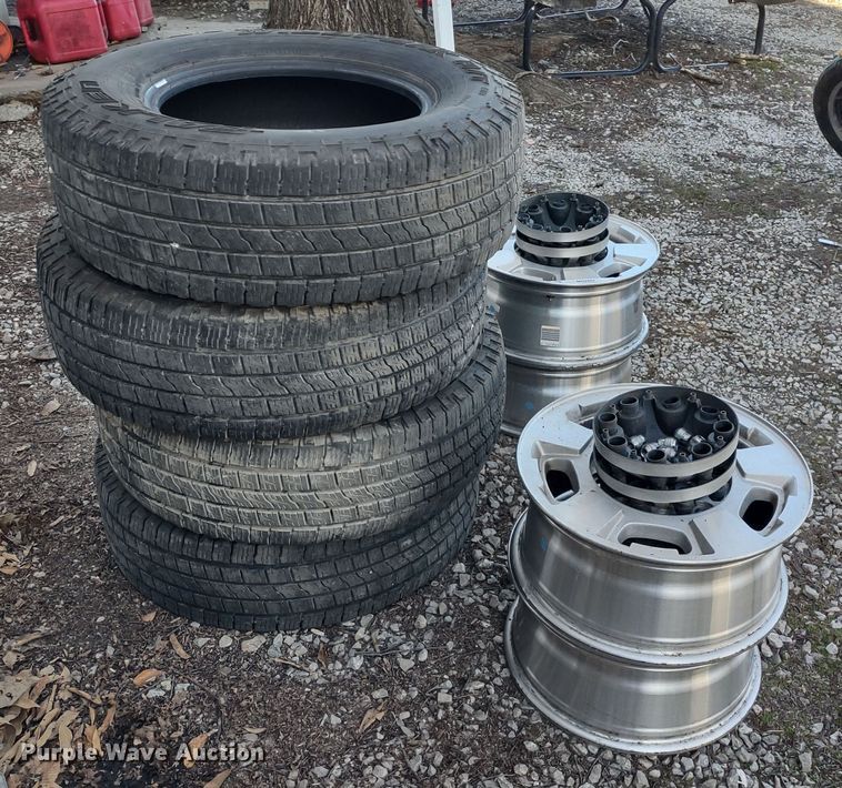 image for item MD9402 (4) Falken Wildpeak 265/70R17 tires and wheels