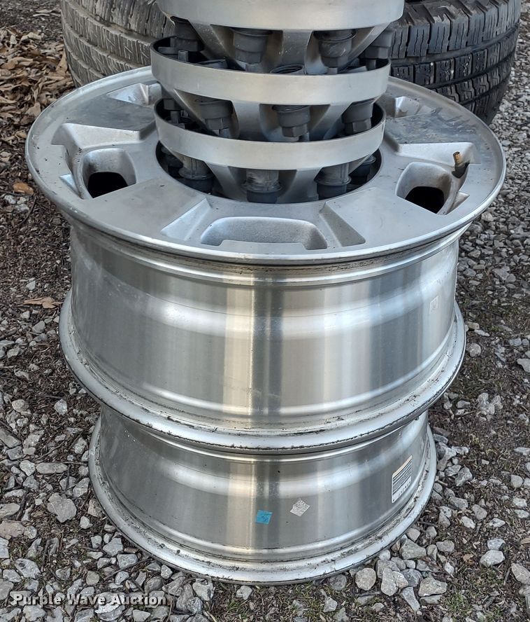 image for item MD9402 (4) Falken Wildpeak 265/70R17 tires and wheels