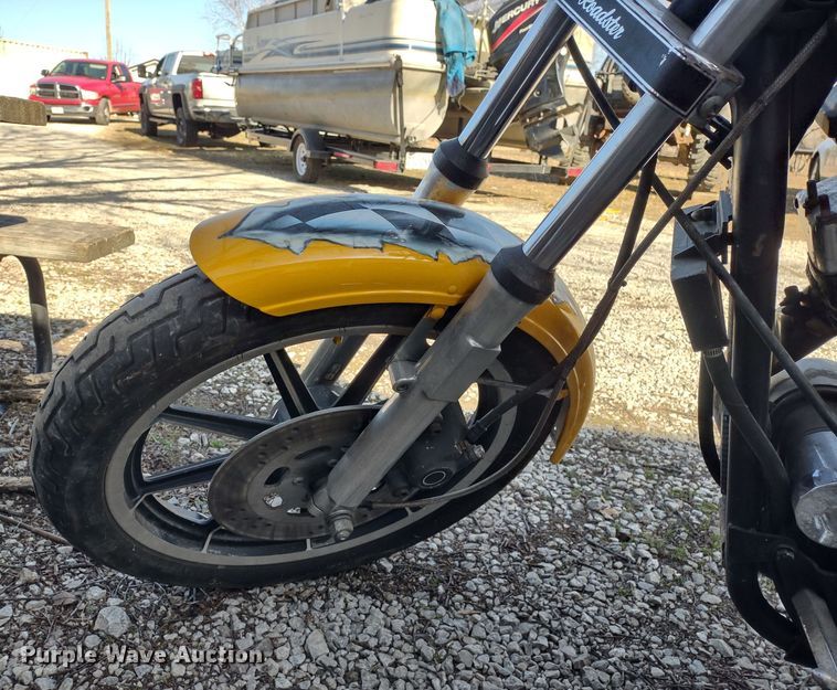 image for item MD9403 1985 Harley Davidson Roadster  motorcycle