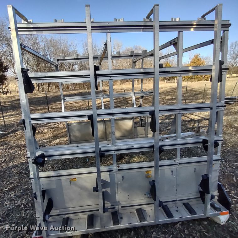 image for item MD9404 Unruh Fab  glass rack