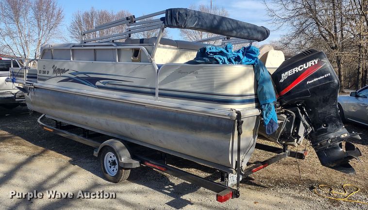 image for item MD9405 2004 Voyager Super Fish  pontoon boat