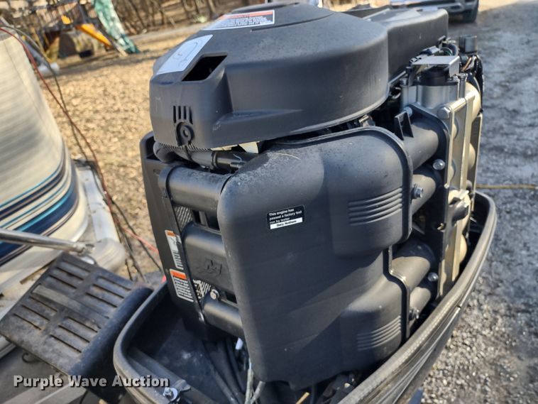 image for item MD9405 2004 Voyager Super Fish  pontoon boat