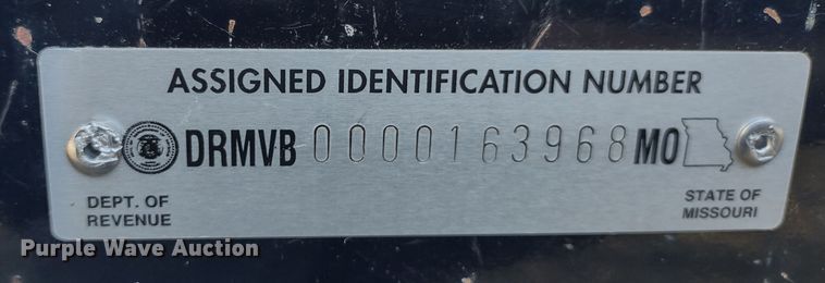 image for item MD9405 2004 Voyager Super Fish  pontoon boat