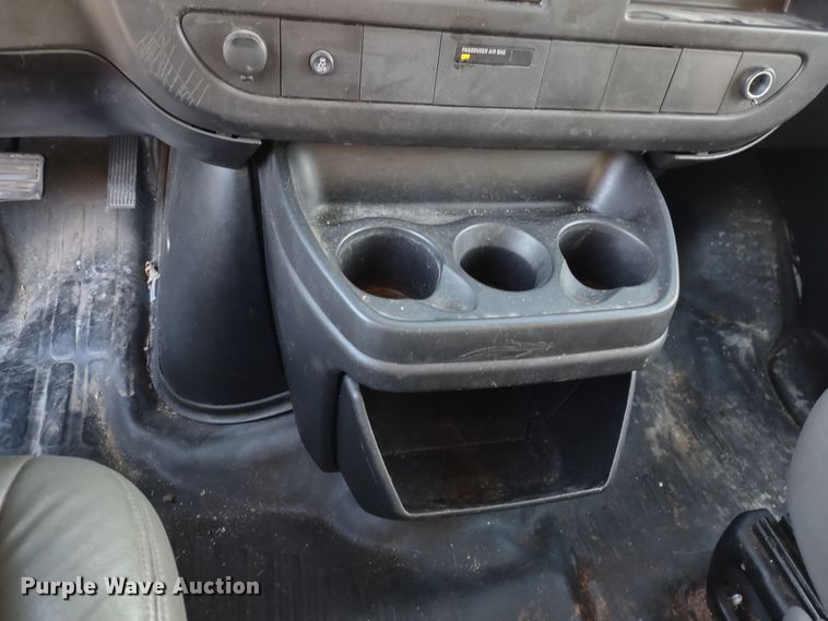 image for item MD9407 2014 Chevrolet Express 1500  van