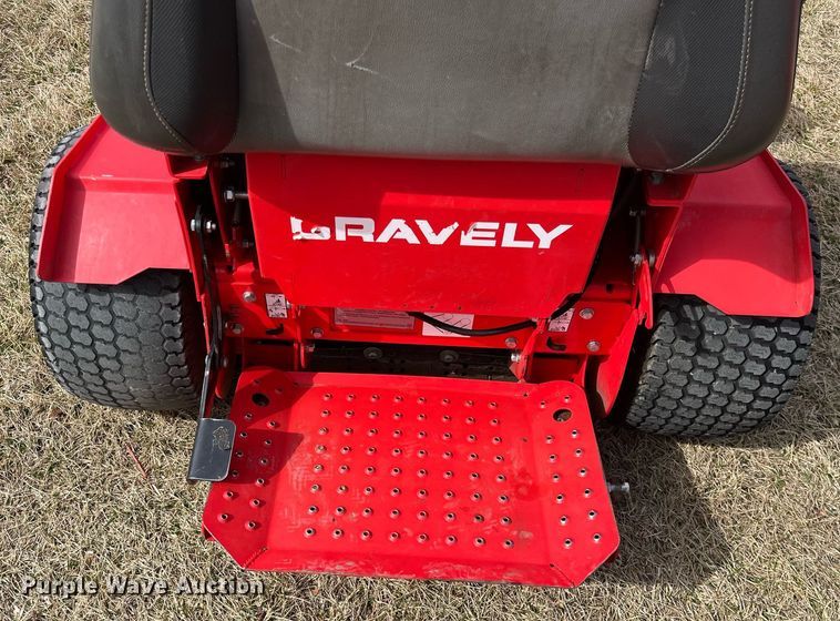 image for item MD9560 Gravely Pro-Stance 48  ZTR lawn mower