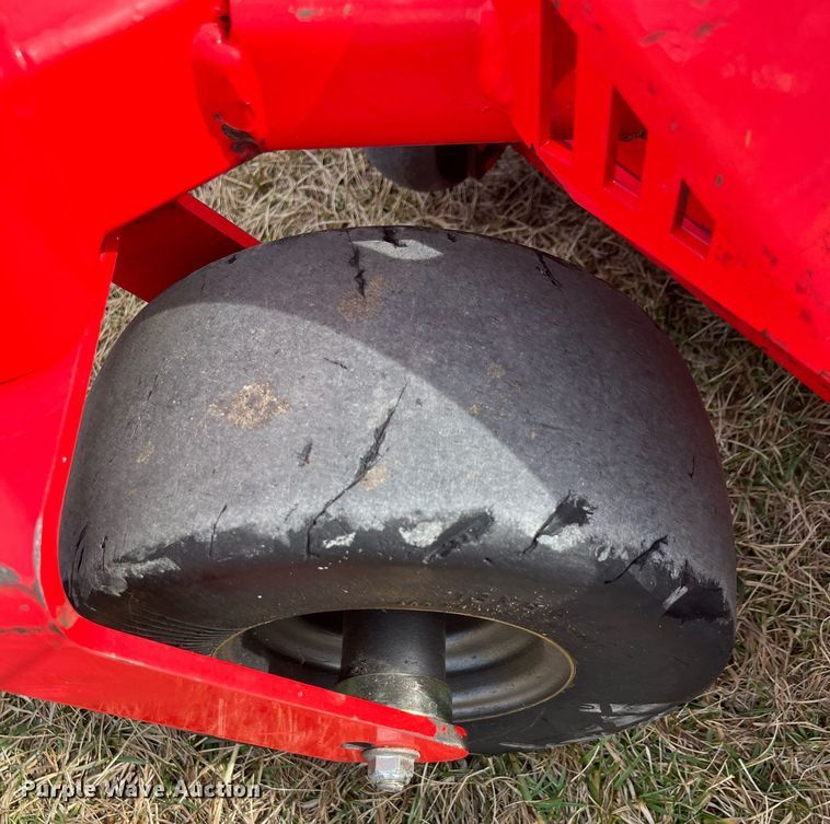 image for item MD9560 Gravely Pro-Stance 48  ZTR lawn mower