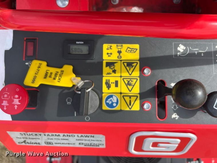 image for item MD9561 Gravely Pro-Stance 48  ZTR lawn mower