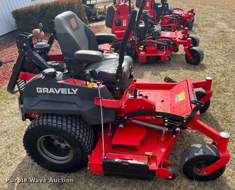 image for item MD9562 Gravely Pro-Turn 460  ZTR lawn mower