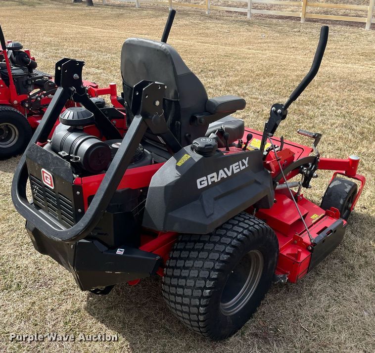 image for item MD9562 Gravely Pro-Turn 460  ZTR lawn mower