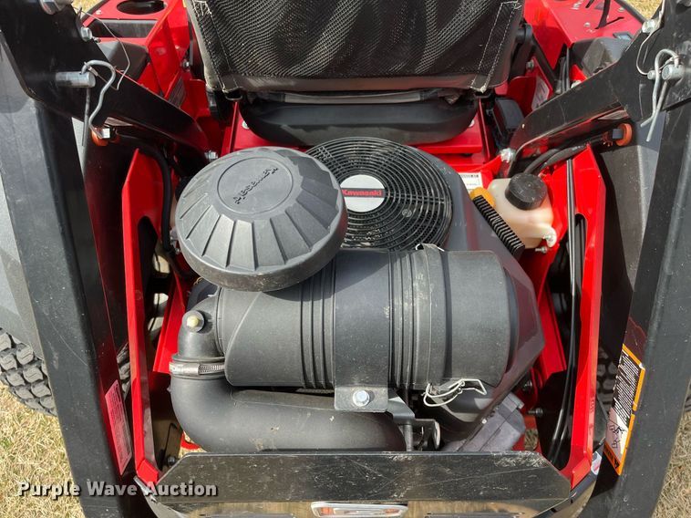 image for item MD9562 Gravely Pro-Turn 460  ZTR lawn mower