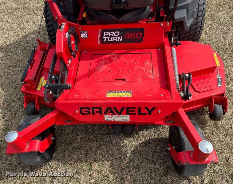 image for item MD9562 Gravely Pro-Turn 460  ZTR lawn mower
