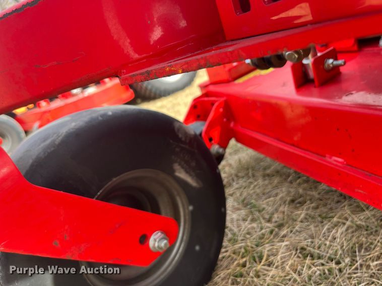 image for item MD9562 Gravely Pro-Turn 460  ZTR lawn mower