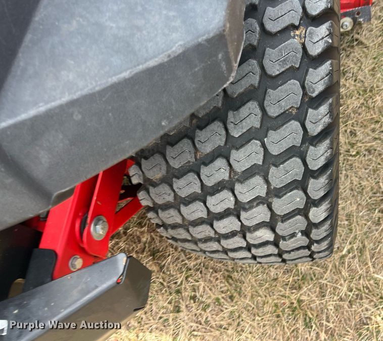 image for item MD9564 Gravely Pro-Turn 460  ZTR lawn mower