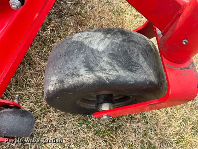 image for item MD9564 Gravely Pro-Turn 460  ZTR lawn mower