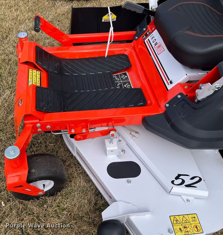 image for item MD9568 Ariens Ikon XD52  ZTR lawn mower