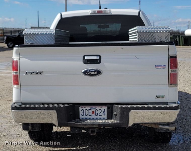 image for item ME9070 2010 Ford F150  SuperCrew pickup truck