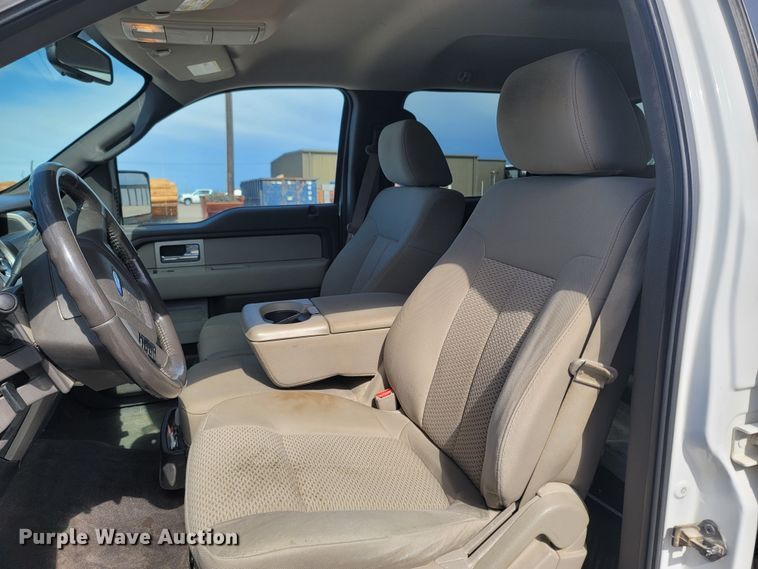 image for item ME9070 2010 Ford F150  SuperCrew pickup truck