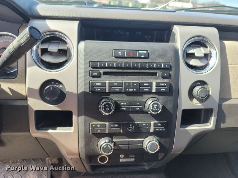 image for item ME9070 2010 Ford F150  SuperCrew pickup truck