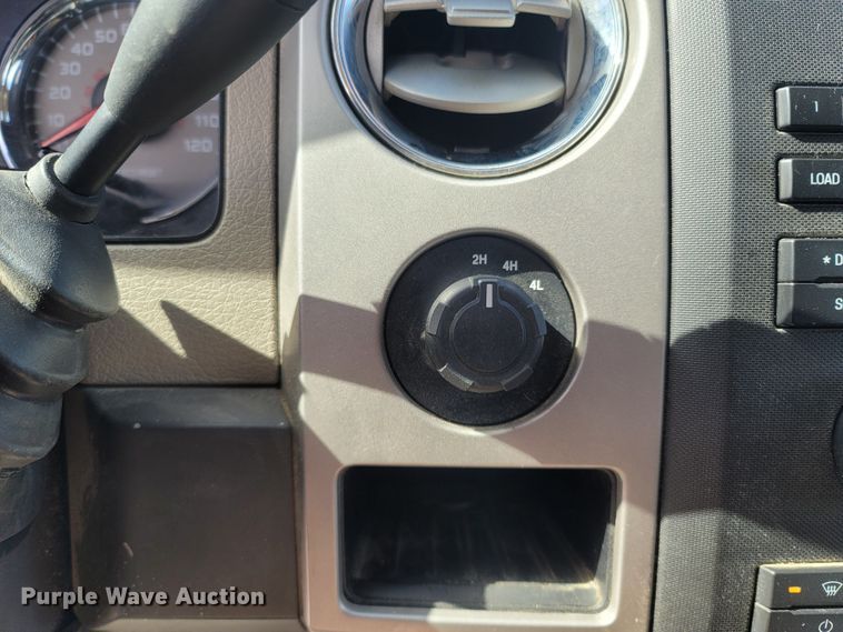 image for item ME9070 2010 Ford F150  SuperCrew pickup truck