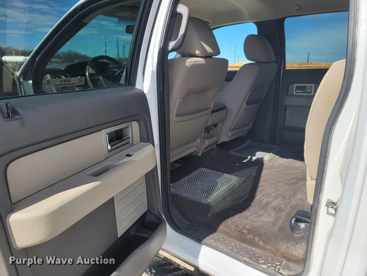 image for item ME9070 2010 Ford F150  SuperCrew pickup truck