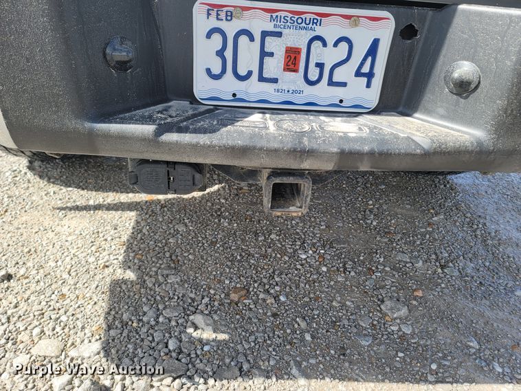 image for item ME9070 2010 Ford F150  SuperCrew pickup truck