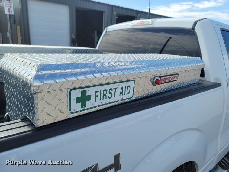 image for item ME9070 2010 Ford F150  SuperCrew pickup truck