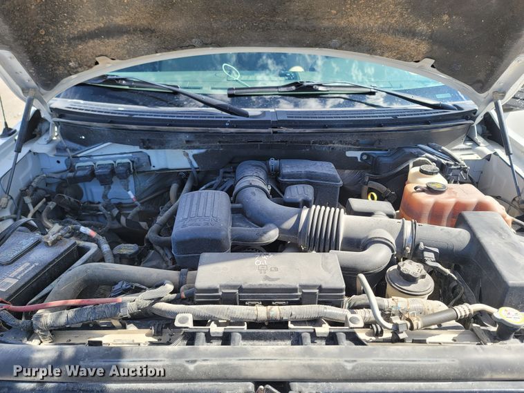 image for item ME9070 2010 Ford F150  SuperCrew pickup truck