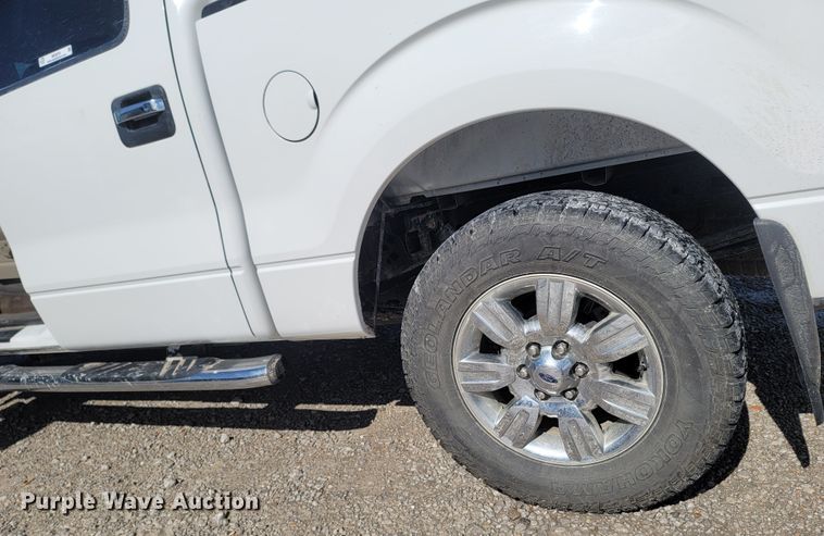 image for item ME9070 2010 Ford F150  SuperCrew pickup truck