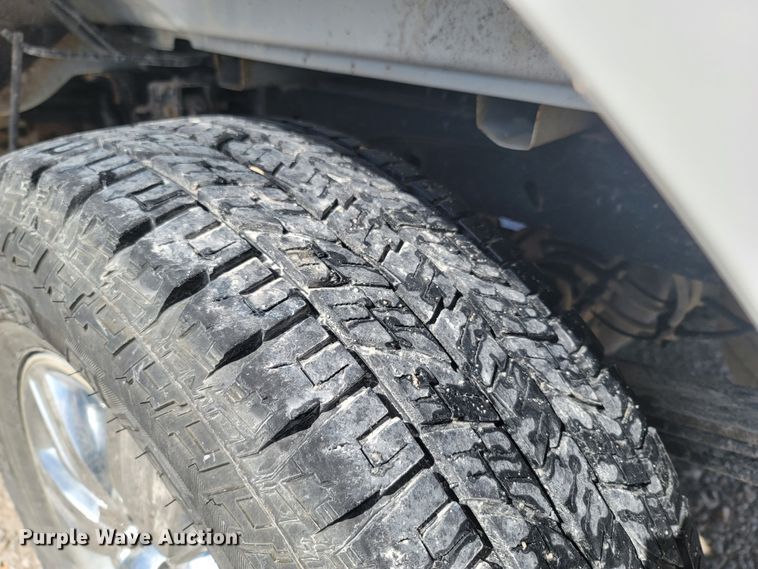 image for item ME9070 2010 Ford F150  SuperCrew pickup truck