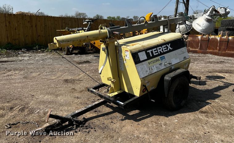 image for item MK9772 2012 Terex AL4  light plant