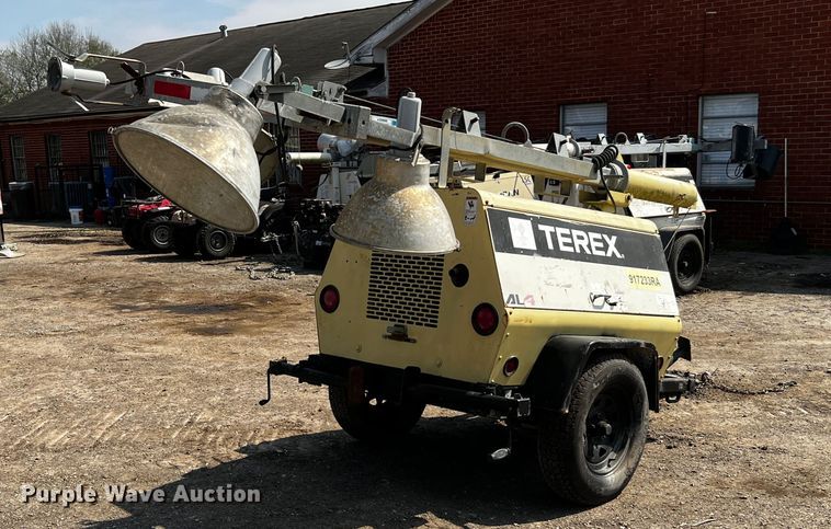 image for item MK9772 2012 Terex AL4  light plant