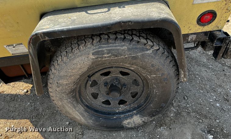 image for item MK9772 2012 Terex AL4  light plant