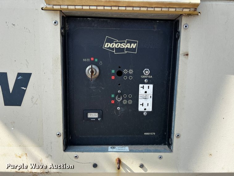 image for item MK9774 Doosan  light plant