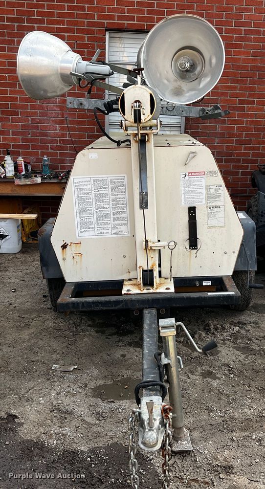 image for item MK9775 2009 Terex AL4000  light plant