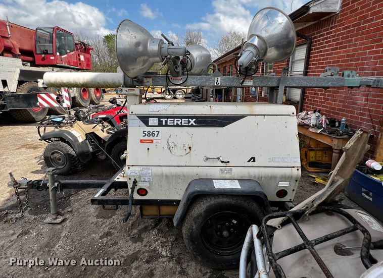 image for item MK9775 2009 Terex AL4000  light plant