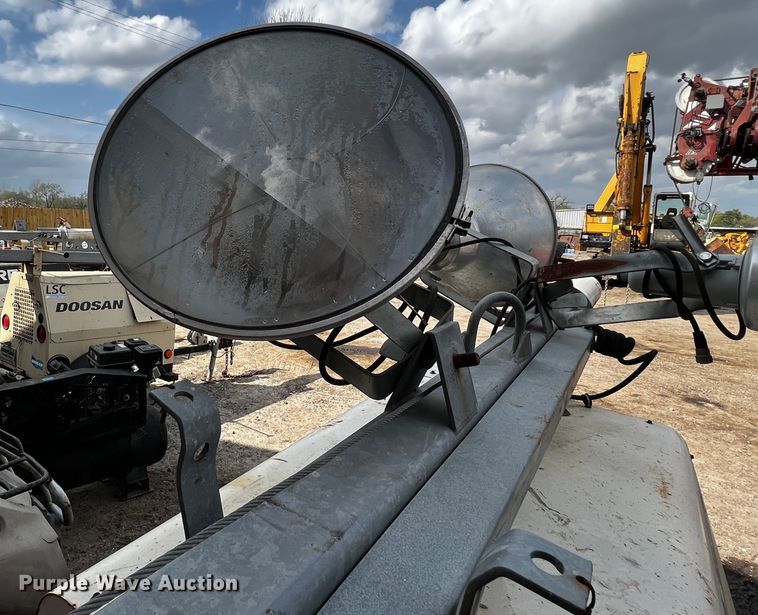 image for item MK9775 2009 Terex AL4000  light plant