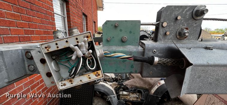 image for item MK9775 2009 Terex AL4000  light plant