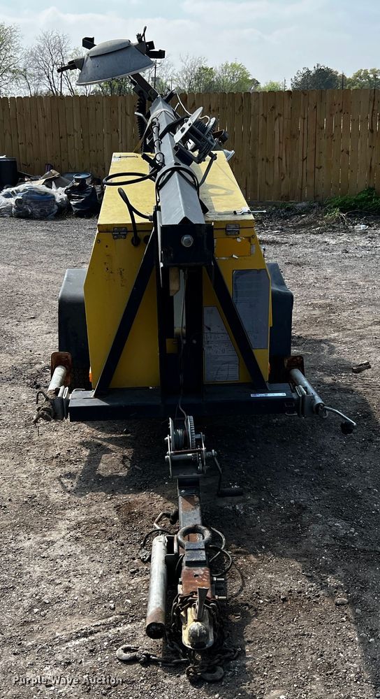 image for item MK9778 2013 Atlas Copco QLT M10  light plant