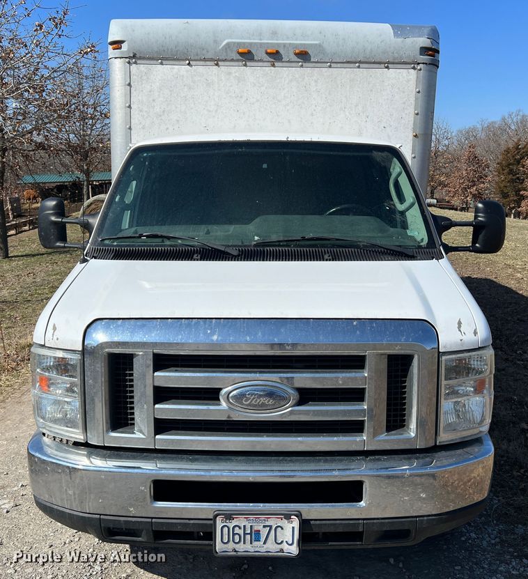 image for item MM9182 2013 Ford E450  box truck